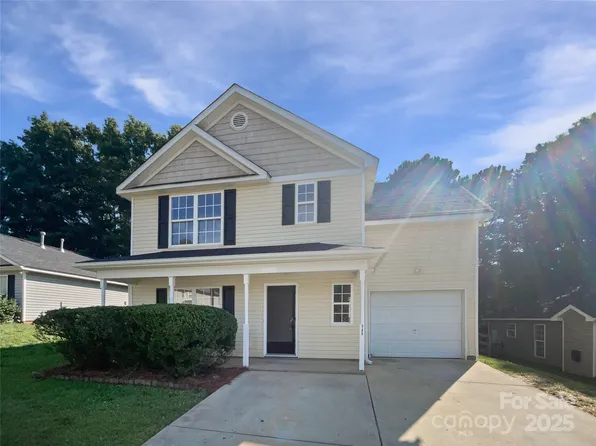 745 Erinbrook Ct, York, SC 29745