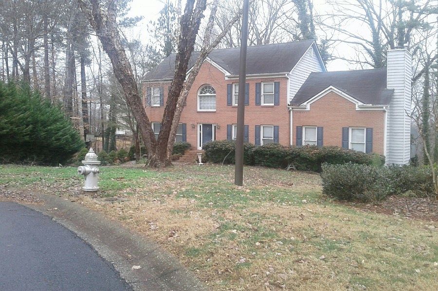 2nd image of 4100 Northbrook Ct NW