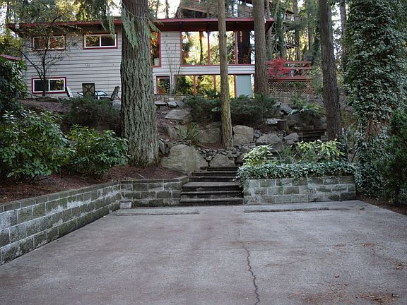 2nd image of 4083 NE 197th St