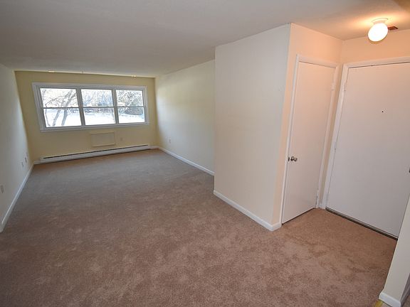 3rd image of 117 North St APT 7C