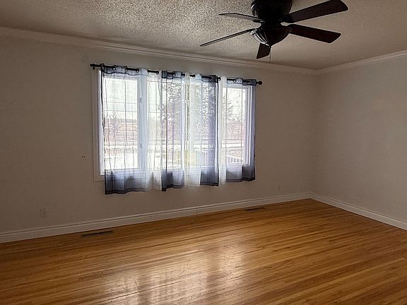 2nd image of 436 Lazier Rd