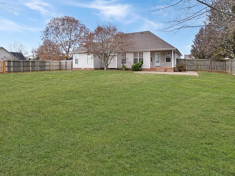 3896 Gaine Dr — Photo 18