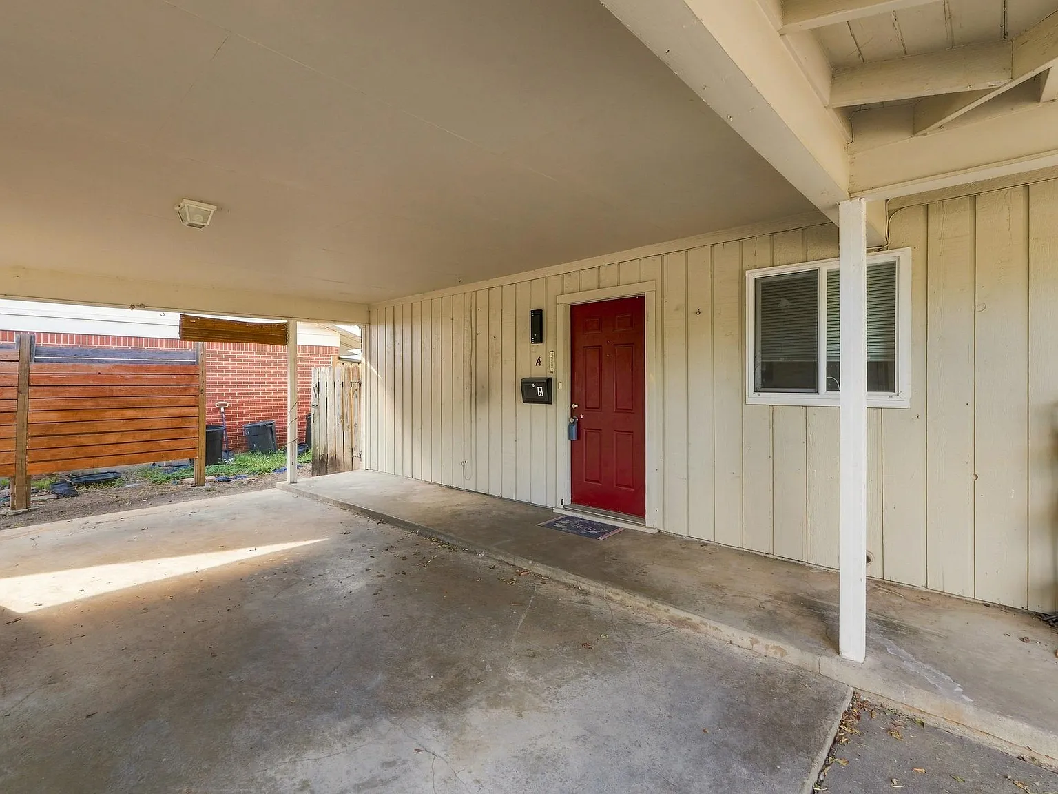 2 bed, 1.0 bath, 815 sqft, $1,495 — Photo 4