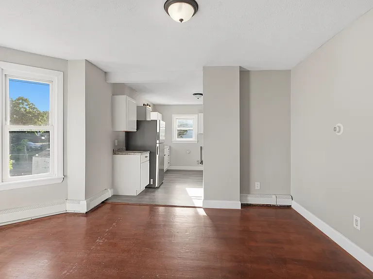 101-103 West Street — Photo 9