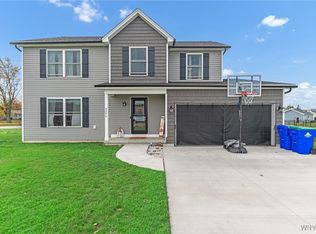 4246 Bayview Rd, Buffalo, NY 14219