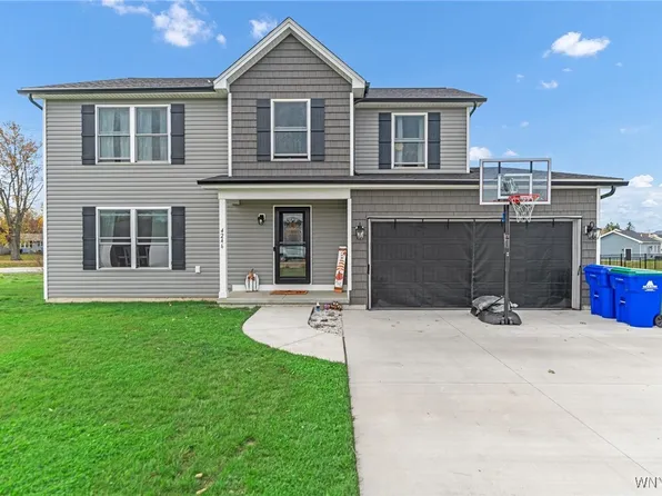 4246 Bayview Rd, Buffalo, NY 14219