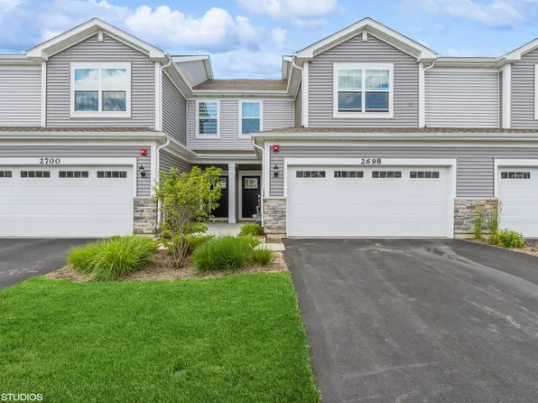 2698 Martini St, Mundelein, IL 60060