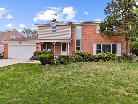 4th image of 3828 Charles Dr