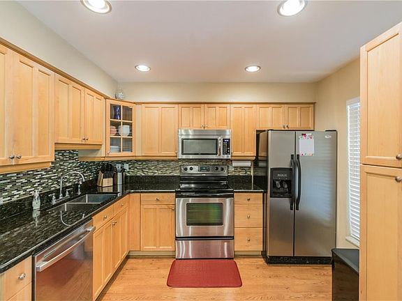 4th image of 5711 Carrollwood Meadows Dr