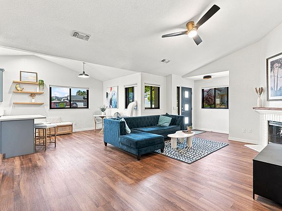5th image of 540 Chumash Court