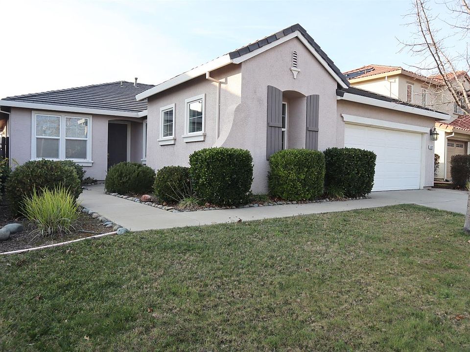 1st image of 692 Sheffield Ln