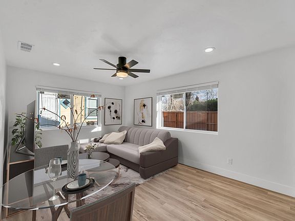 4th image of 918 Poplar Ave