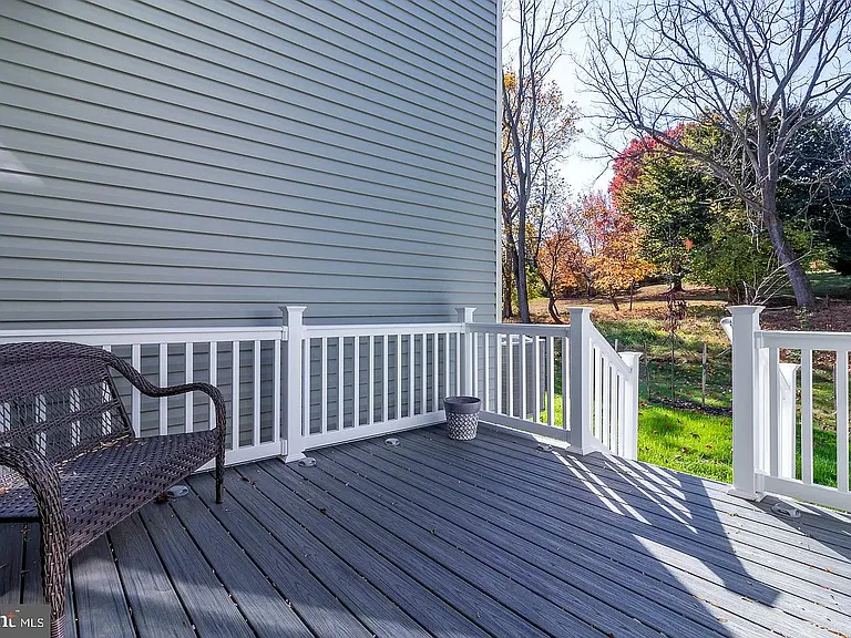 249 Grove View Dr — Photo 21