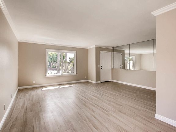 4th image of 253 Luiseno Ave