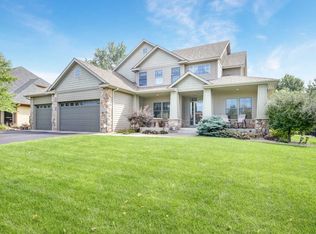 8435 Kelzer Pond Dr, Victoria, MN 55386