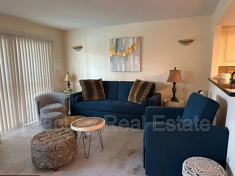 9223 S 45th Pl — Photo 26