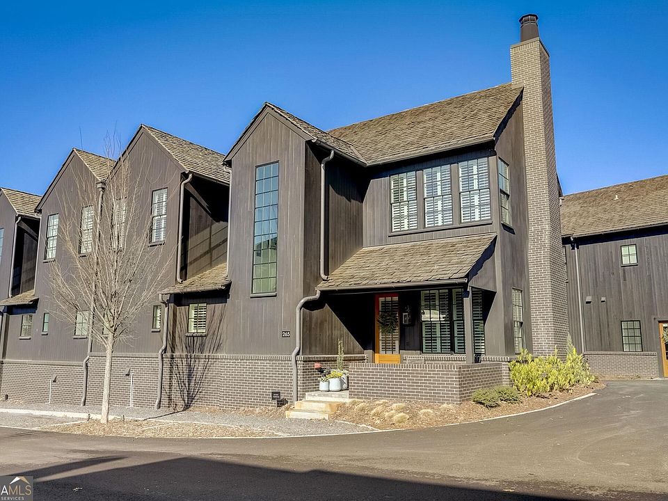 1st image of 265 2nd St