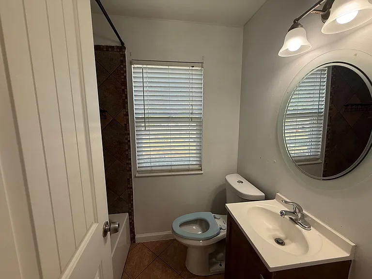 1349 Kenton St — Photo 17