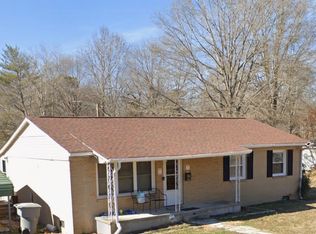 110 Willow St, Clover, SC 29710