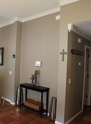 Great art niches in entry