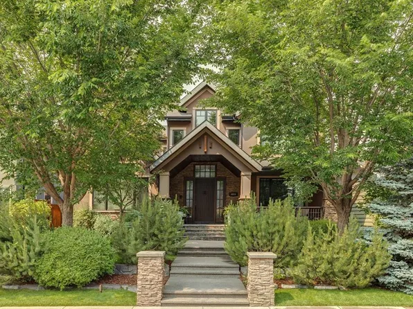 4315 E 17th St SW, Calgary, AB T2T 4P9