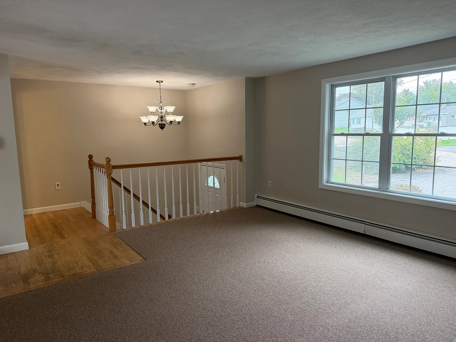 2 bed, 1.5 bath, 1100 sqft, $2,700 — Photo 2