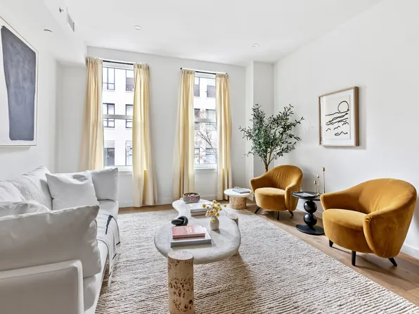 171 Calyer Street image 1 of 11