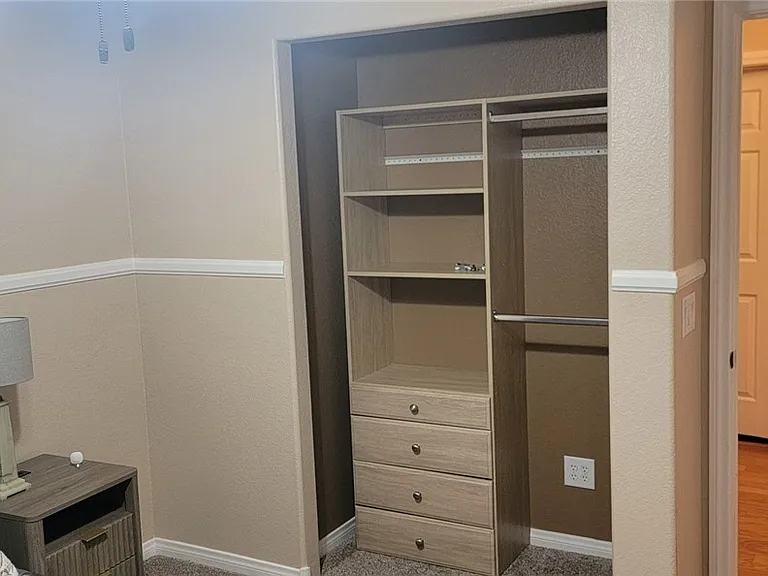 8201 Mountain Heather Ct — Photo 36