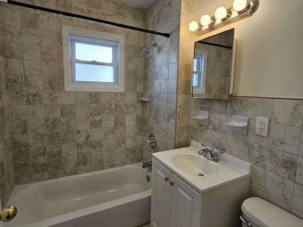 50 Belmont Avenue image 4 of 6