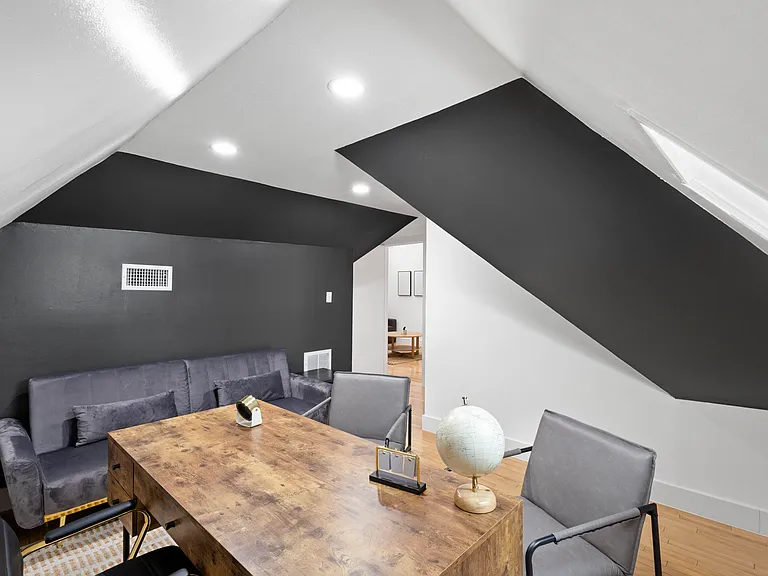 2420 Vista Glen Ln — Photo 25