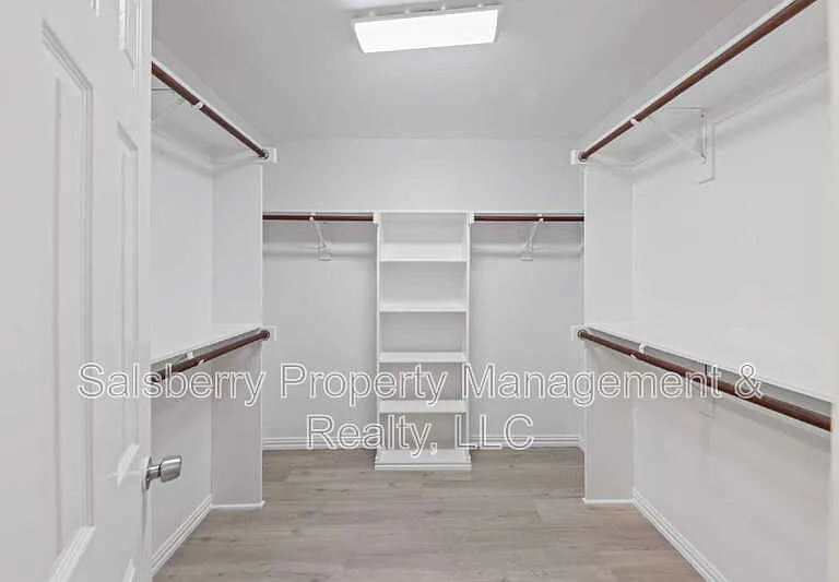 1032 Salt Creek Trl — Photo 16