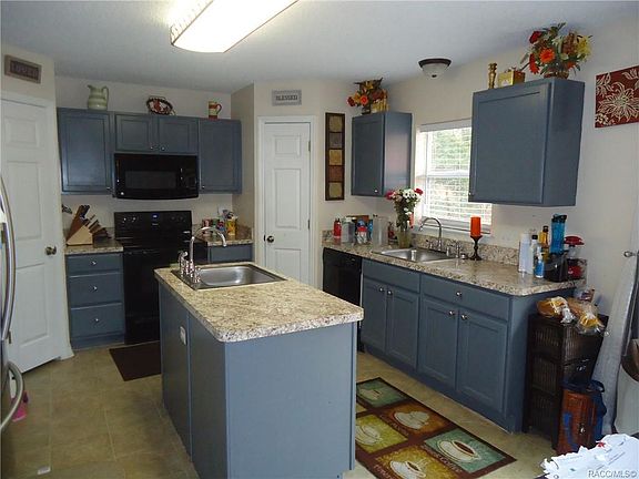 3rd image of 8454 N Vince Dr