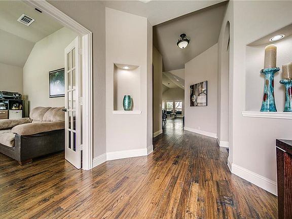 5th image of 4179 Stonebriar Trl