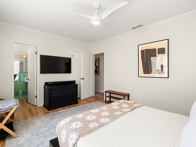 1328 N Londonderry View Dr — Photo 27