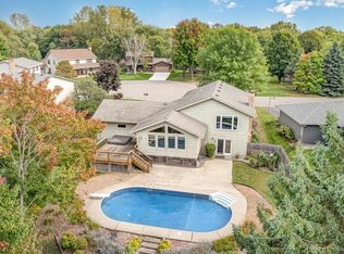 13055 Florida Ct, Apple Valley, MN 55124