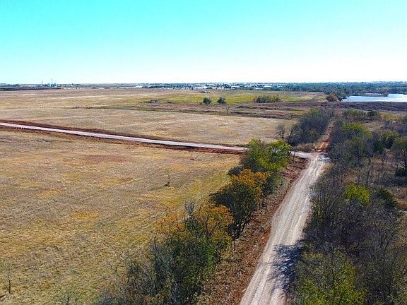 3rd image of Red Wolf Dr Lot 28B