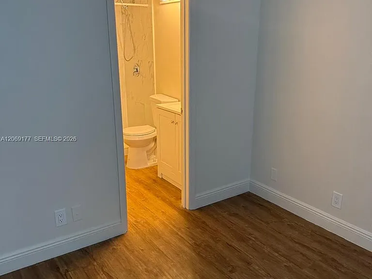 529 Shady Pine Way #B2 — Photo 6