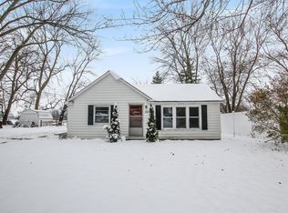 121 W Roosevelt Ave, Zeeland, MI 49464