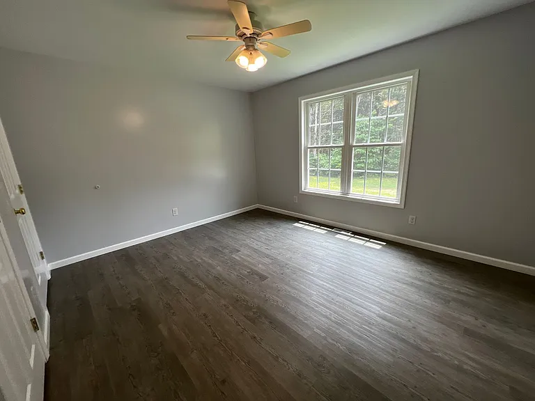 596 Landing Rd — Photo 13