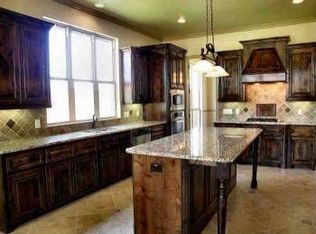 1053 Dunhill Ln, Forney, TX 75126