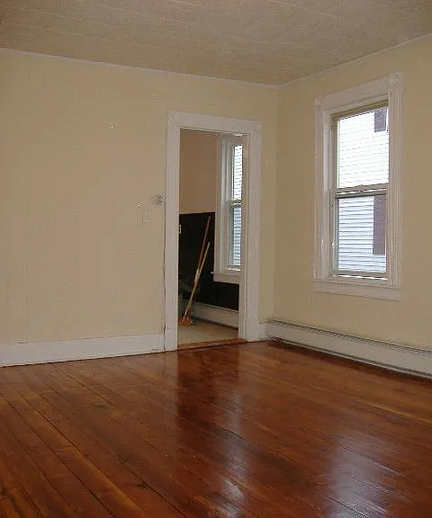 1734 Thomaston Ave #2 — Photo 9
