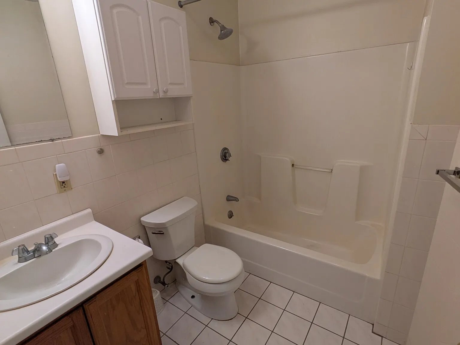 Studio, 400 sqft, $2,300 — Photo 2