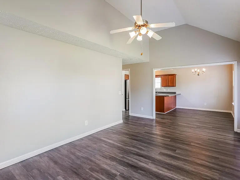273 Mary Joe Martin Dr — Photo 5