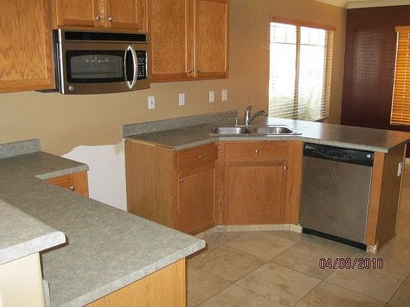 Spacious Kitchen in Surprise REO