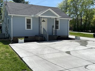 109 Williams St APT C, Portland, TN 37148