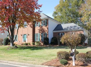 2775 Lamplighter Dr, Kannapolis, NC 28081