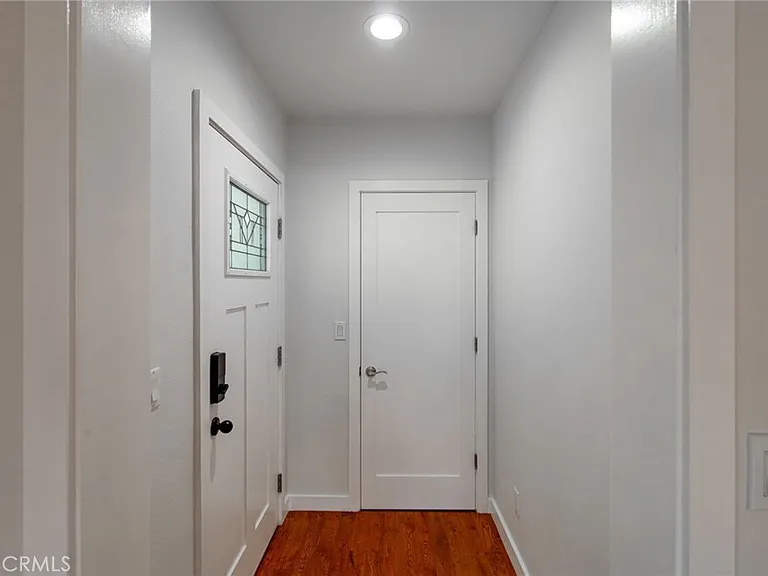 1418 Ellsmere Ave — Photo 4