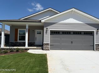 3917 Crimson Clover Ln, Knoxville, TN 37924