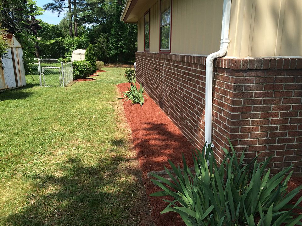 2nd image of 10 Woodbridge Dr