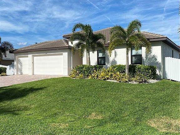 2nd image of 2441 SW 25th St